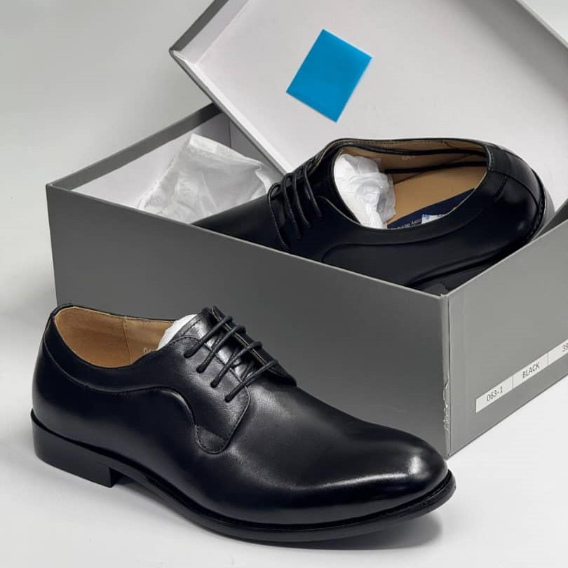 AD Maurizio Executive Black Plain Leather Laced Shoe