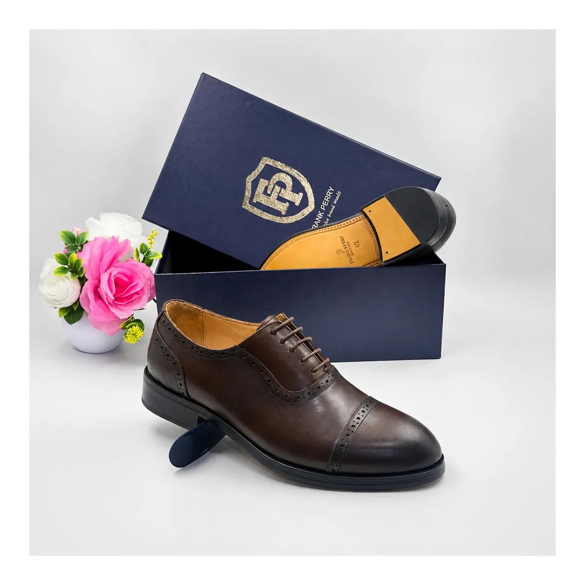 Frank Perry Men’s Brown Brogue Cap-Toe Oxford Shoes